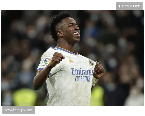 黄潜10胜2平创同期积分纪录，莫莱罗蝉联U23最佳